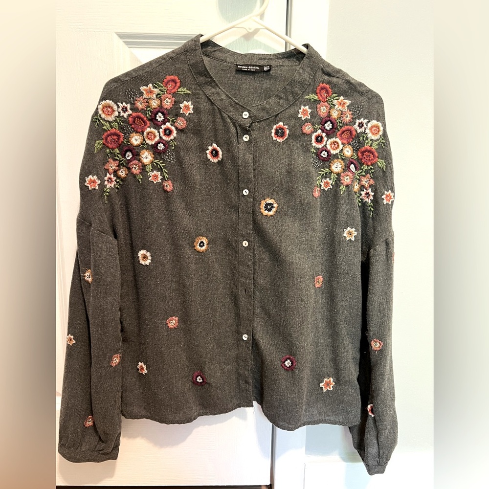 Breshka Embroidered Blouse Medium
